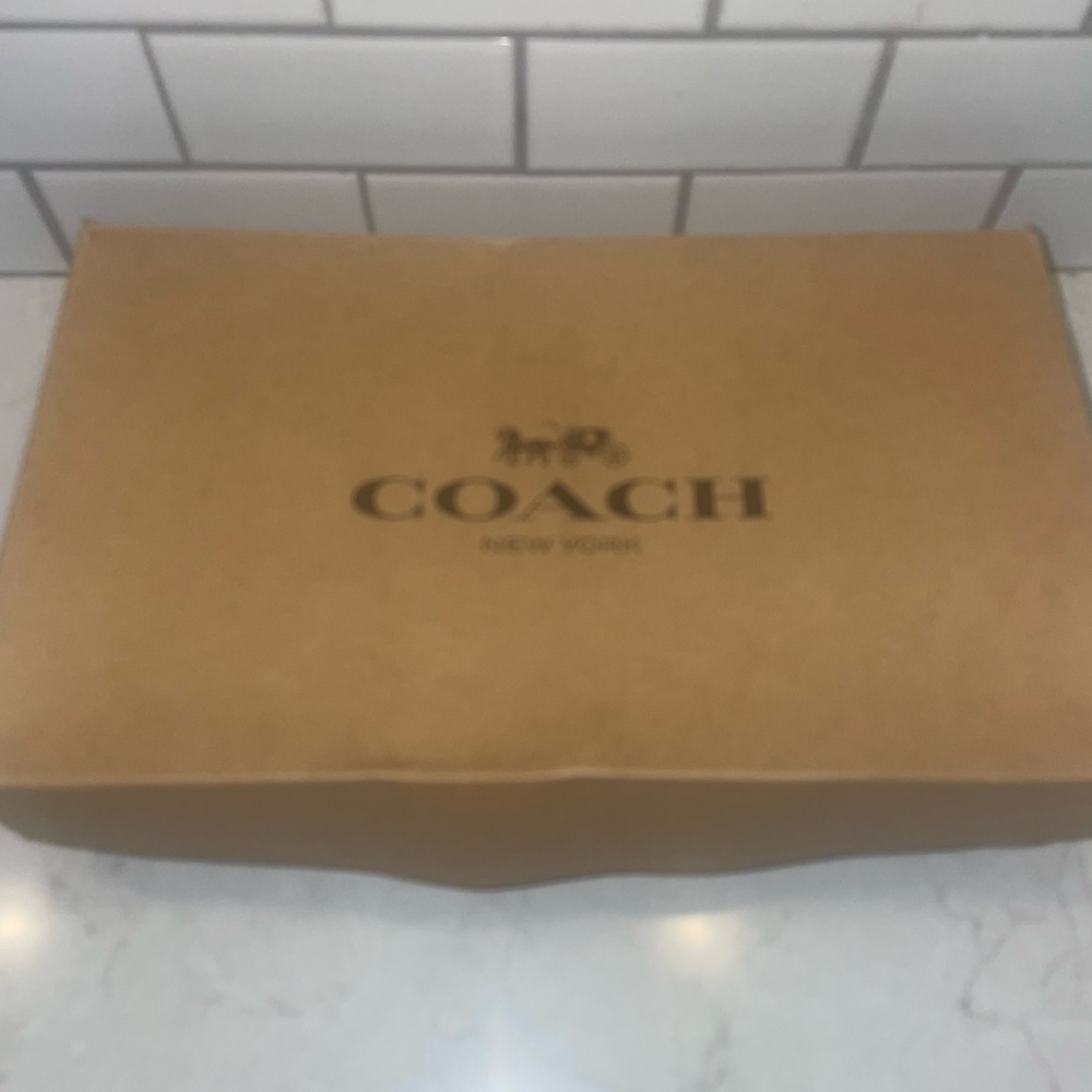 Coach Dempsey Lg Wristlet Signature Jacquard Beige w/Pink Stripe -Full Inclusion - Picture 9 of 9